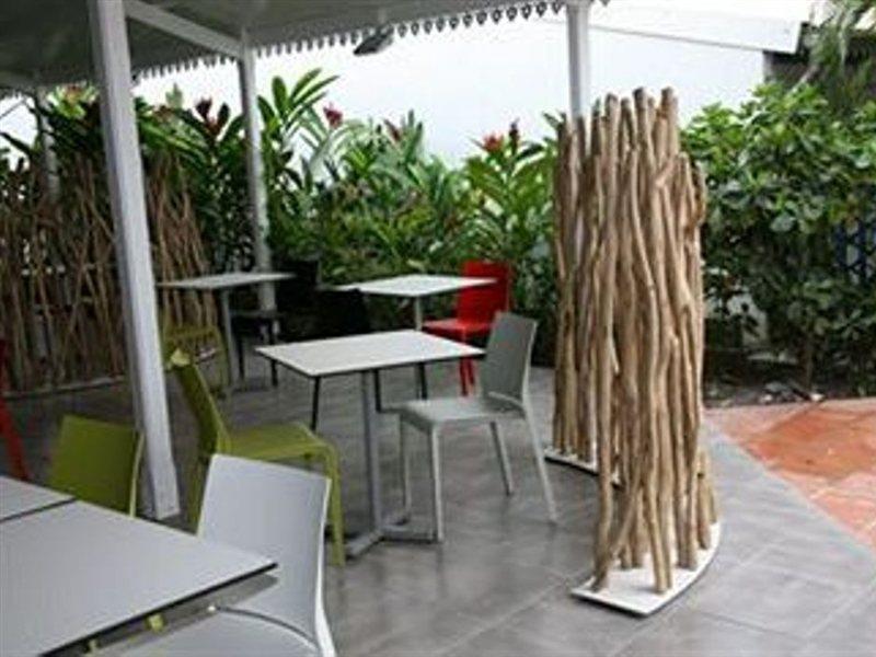 Bwa Chik Hotel & Golf Saint-Francois  Buitenkant foto